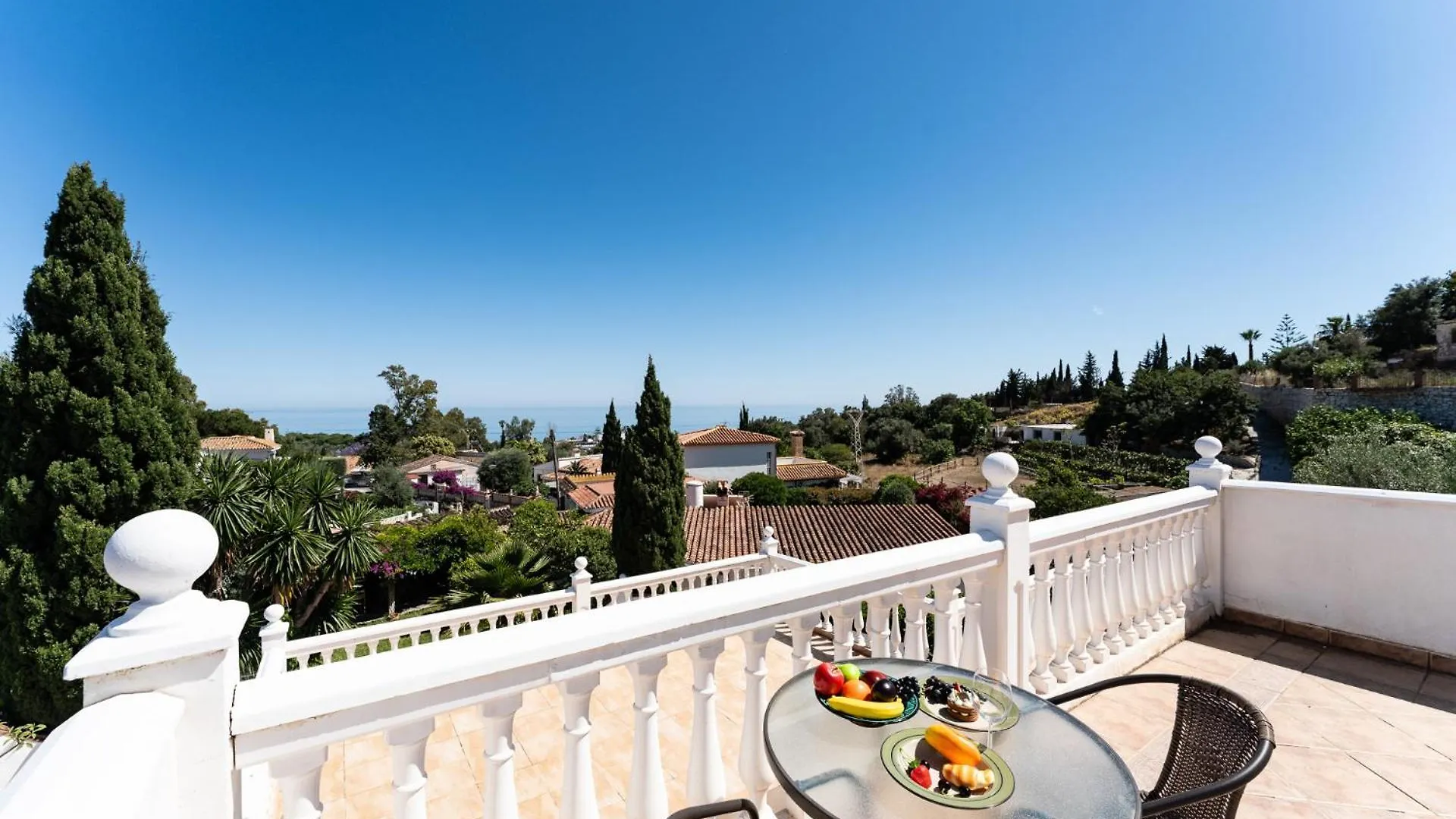 Ct 389 - Faro'S Charming Villa & Private Pool In Benalmadena